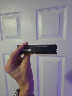 KLEVV BOLT X DDR4 RAM Stick 16gb 2X8