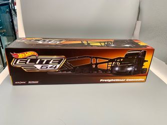 Sealed  HOTWHEELS FREIGHTLINER  Cascadia RLC