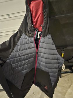 Mens Reebox Jackets 3x Got Several $15 Each