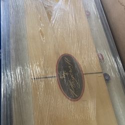 Shuffle board (Games)