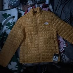 The North Face Men's ThermoBall Eco Jacket in Summit Gold,