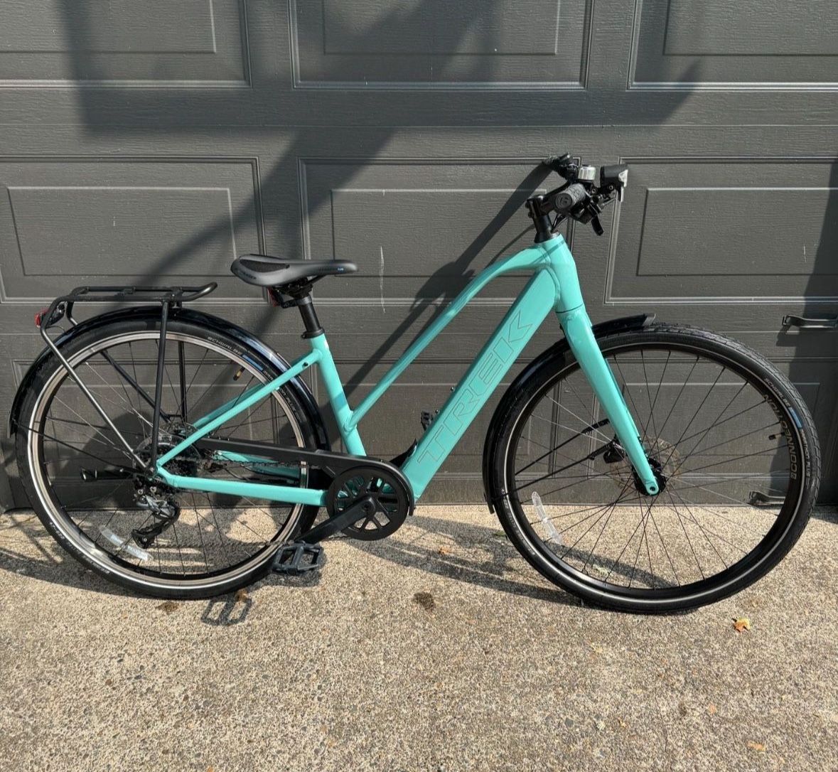 Trek FX+ 2 Stagger E-Bike w/ Extras!