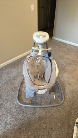 Graco Baby Swing and bouncer with Mobile