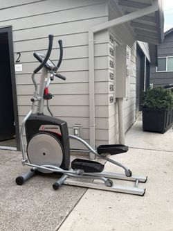 Schwinn 430 Elliptical Trainer