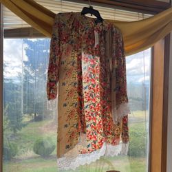New with tags. Flowered cardigan  blouse with lace trim XXL