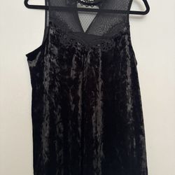 Women’s Tops