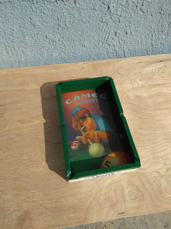 1992 Vintage Joe Camel Lights Pool Table Ashtray For In 1992 Vintage Joe Camel Lights Pool Table Ashtray