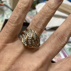 1kt of diamonds, In a 10kt  gold setting