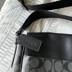 Coach Messenger Bag