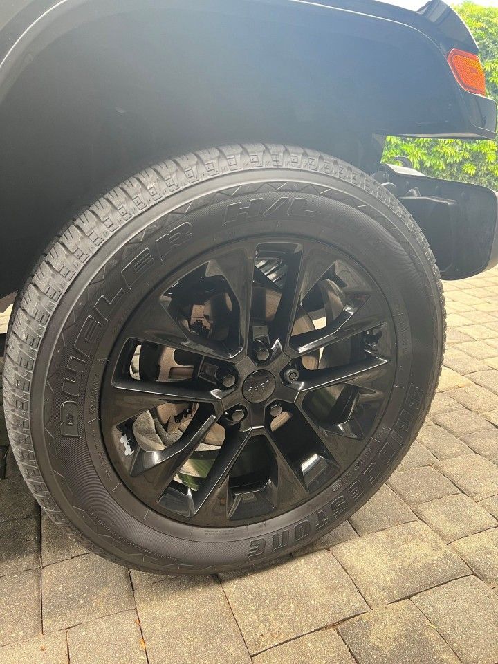 Jeep Wrangler Rims Srt Wheels Grand Cherokee Overland Limited Compass Sahara Rubicon JK Commander