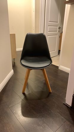 Kitchen table chairs