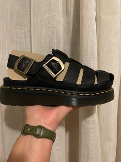 Docs Wrenlie Doc Martens sandals fishermen black