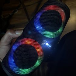 Top tech Bluetooth Speaker (very Loud)