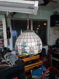 MUST GO!!: Hanging Stained Glass Overhead Light Fixture