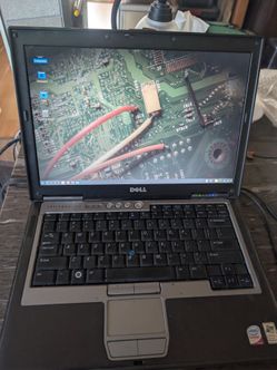 Dell Laptop running DragonOs Ham Radio