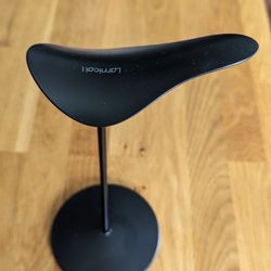 Lamicall Headphone Stand, Desktop Headset Holder - Desk Earphone Stand, for All Headsets Such as Airpods Max, HyperX Gaming Headphones, Beats / Sennhe