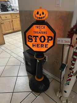 Halloween  Decor Hyde And Eek reversible sign "Trick or Treaters Stop Here" And “Out Of candy”