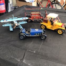 Gorgeous And Unique Vintage Metal Toy Collection  17 Inch And 10 Inch Wide Pieces 