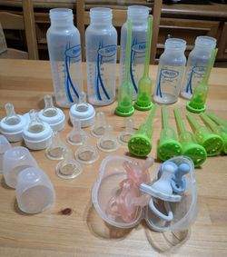 Dr. Brown's Baby Bottles Set with Accessories