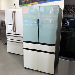 Samsung 28.8 Cubic Feet French Door Refrigerator With Glass Panels Brand New, 1 Year Manufacturer’s Warranty