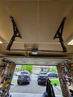Pull up bar