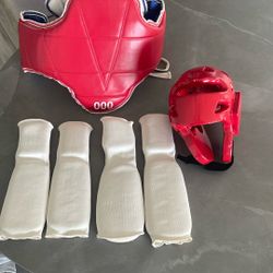 Taekwondo Equipment / size 000