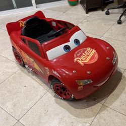 Lightning mcqueen battery car sale