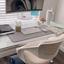 Samsung Curve White Monitor 