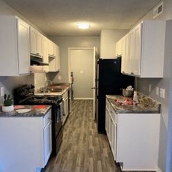 $12,000 Unit L2-3518H | 1 bd | 1 ba | 600 sqft  Christopher Millsap 8 Covey Ln Greensboro, North Carolina 27406