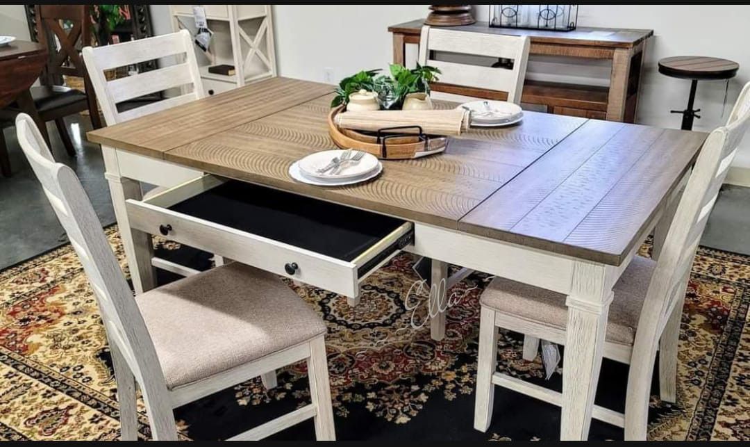 Skempton White/Light Brown Dining Set
Ashley Furniture$10 Down Payment And Financing Available