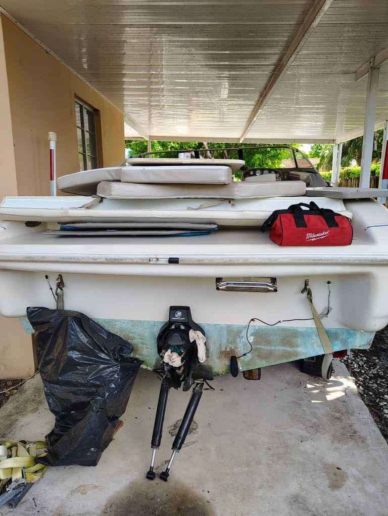 1997 Donzi Runabout