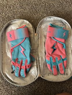 Bruce Bolt Batting Gloves