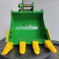 Mini Excavator Caterpillar 302 GP Bucket 18 inches Width o Similar Machine