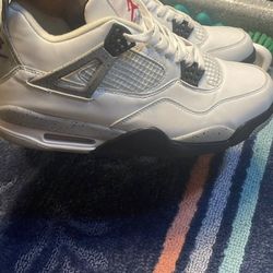 Jordan 4’s