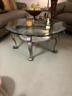 COFFEE TABLE with Lower Display Shelf 