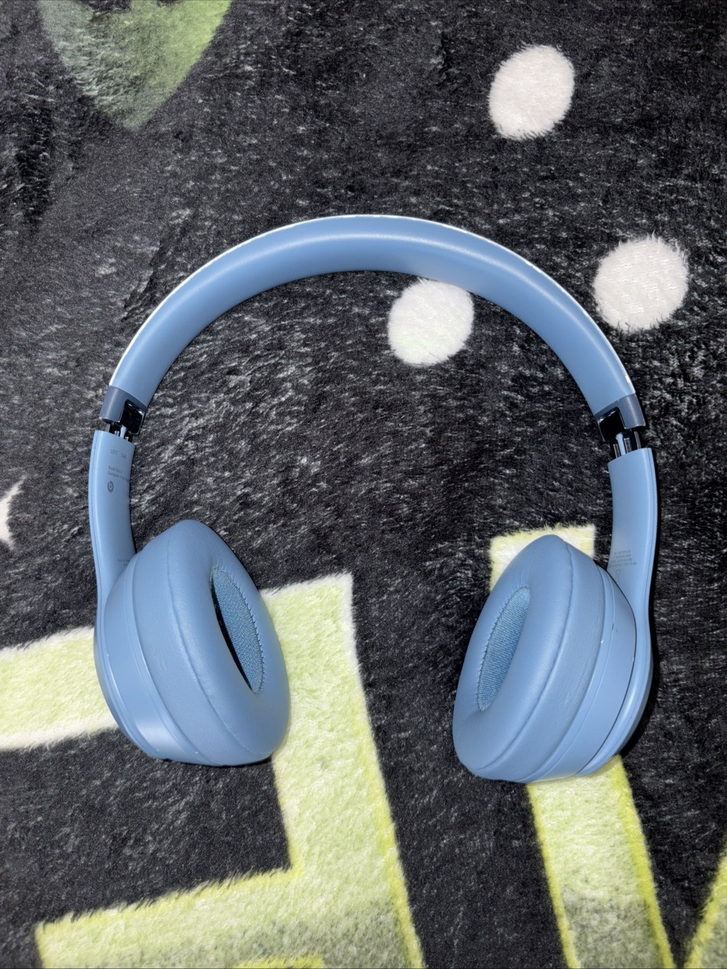 Beats Solo 4