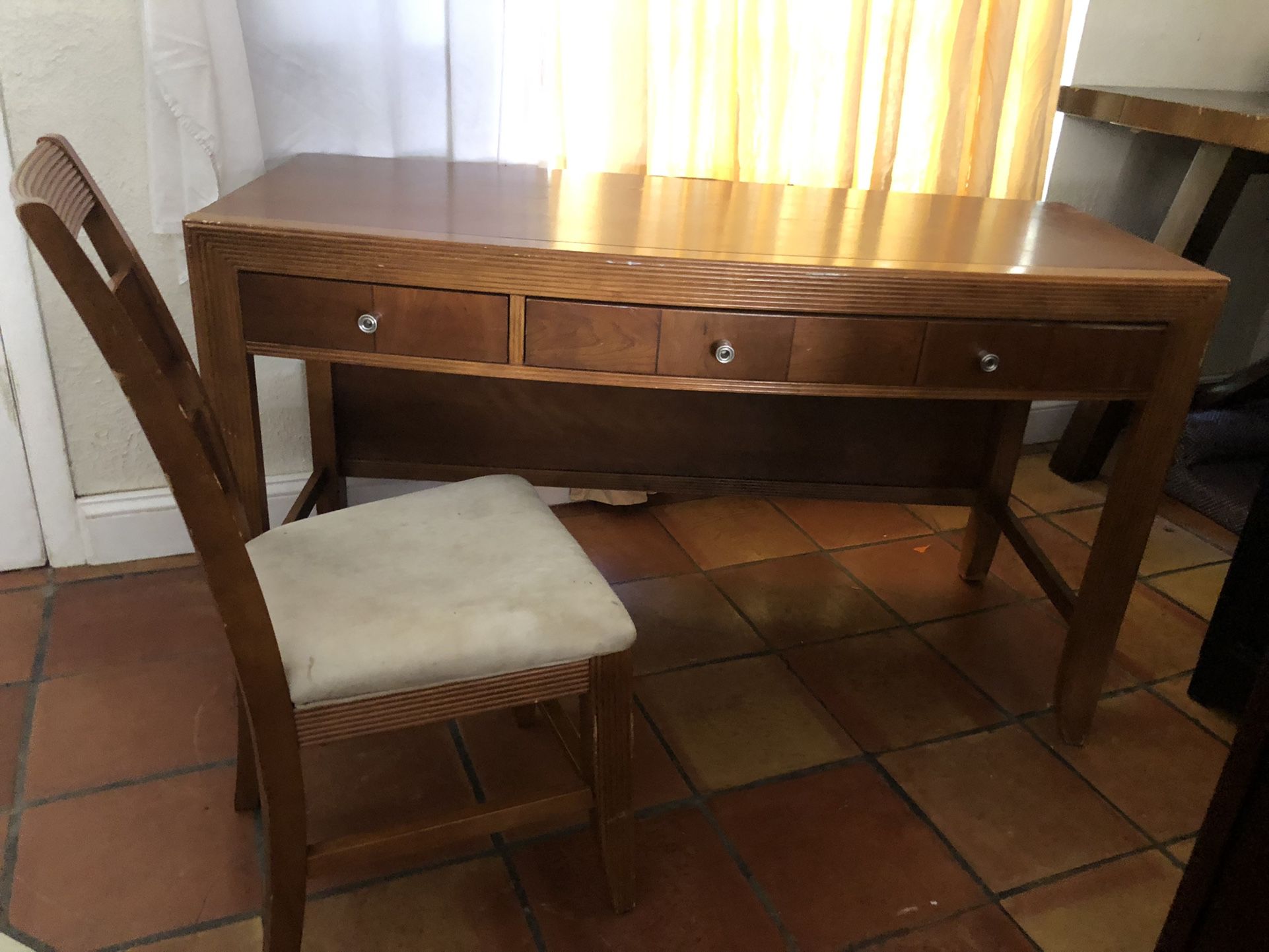 Beautiful Wood Desk and Matching Chair 