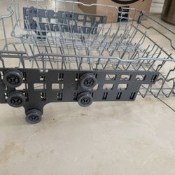 LG Dishwasher Lower Bracket 