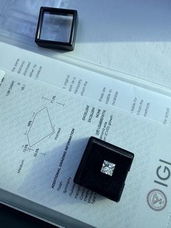 Princess cut Diamond 1.6CT VS1