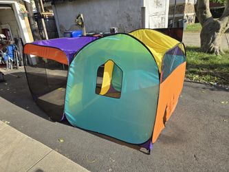 Kids Playing Tent