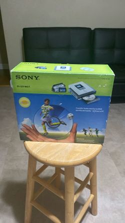 (NEW) Sony  Multi-Function DVD Recorder VRD-CC30 (READ)