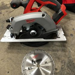 Circular Saw  Milwaukee 