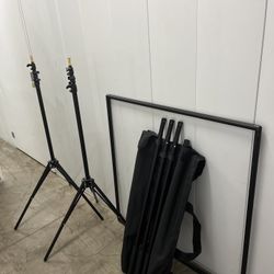CALUMET  11.5 ft. Light Stand Set of Two plus more & carrying bag