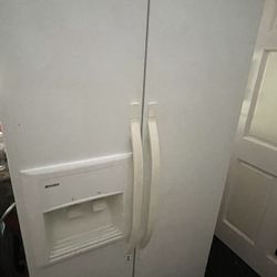 Kenmore Fridge/Freezer/Ice Maker