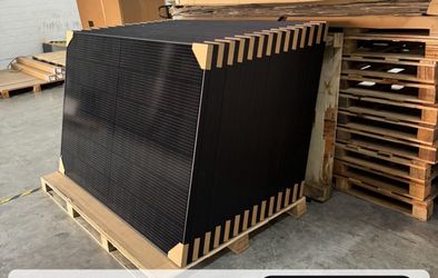 Brand new 410 W solar panels, black and black