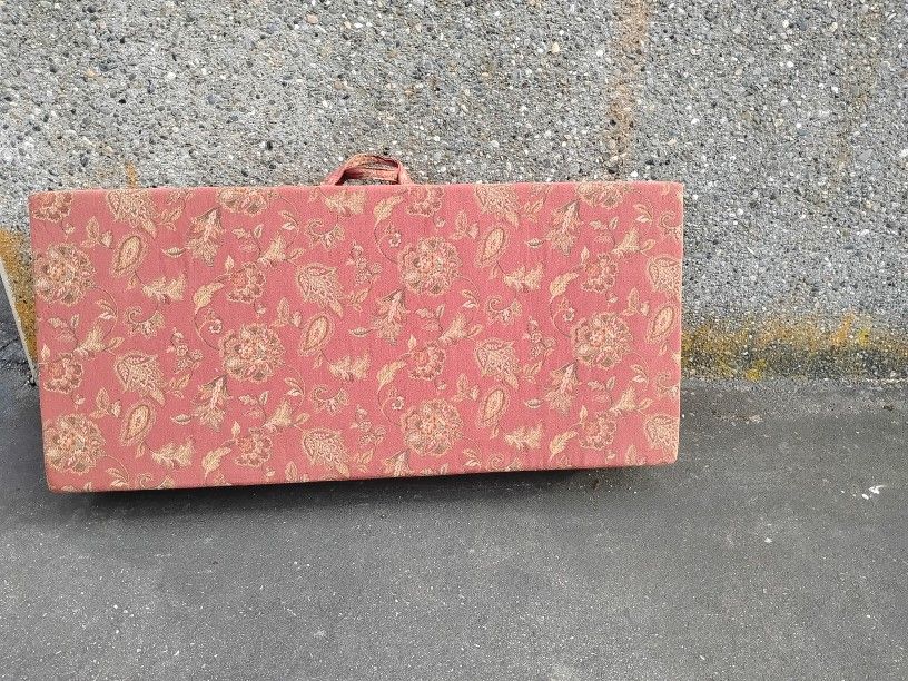 FOAM FUTON FOLDING PAD