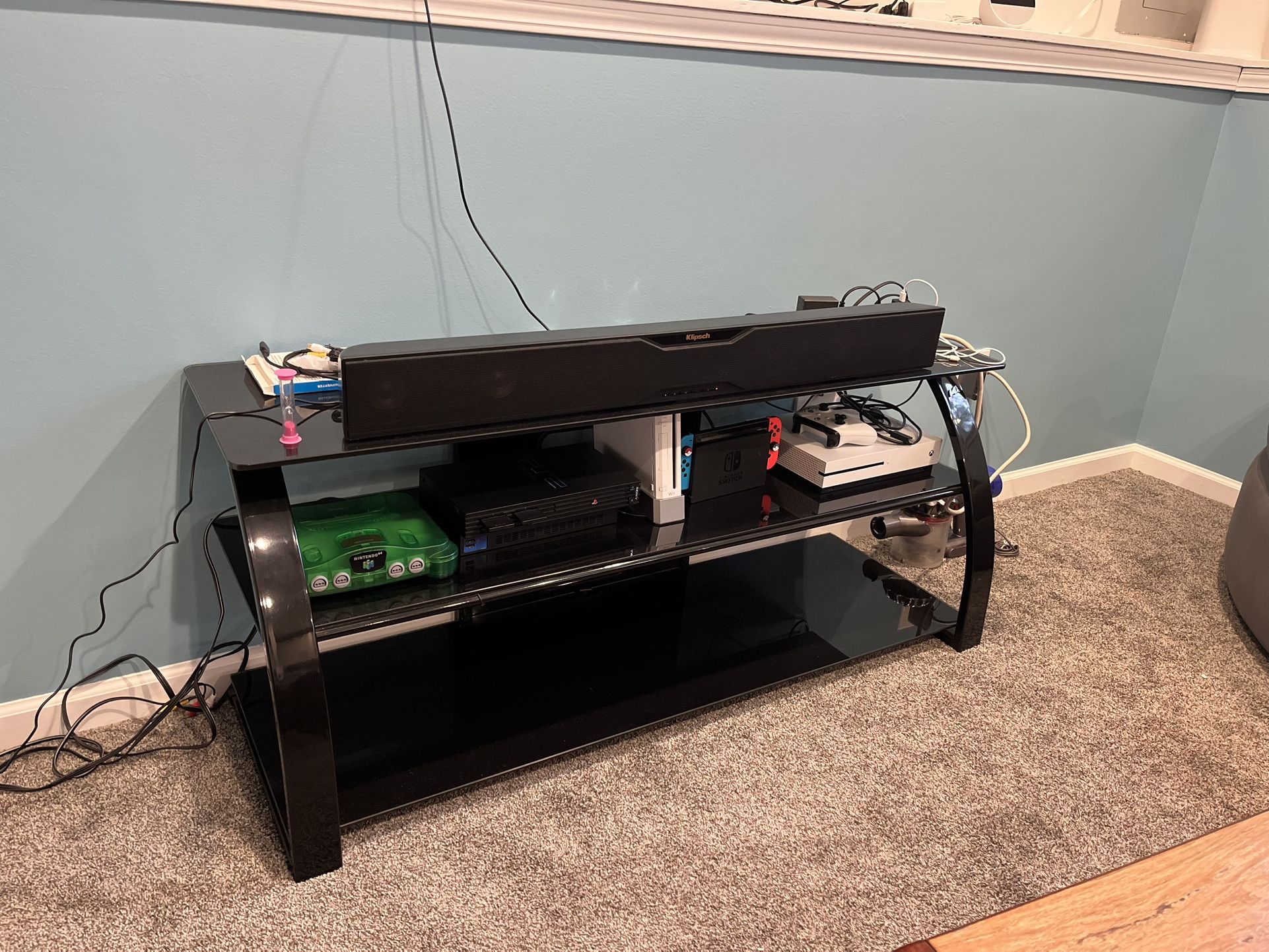 Bell’O Tv Stand