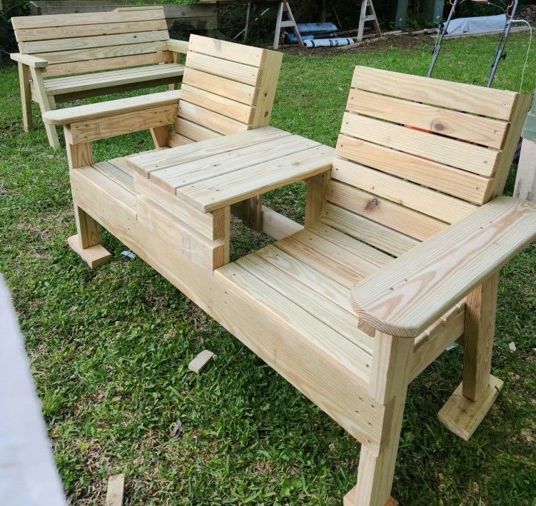 Yard Bench.