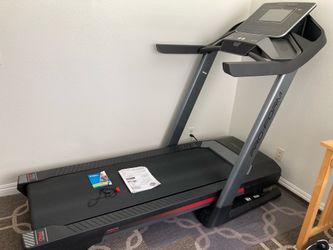 Pro Form Pro 2000 treadmill