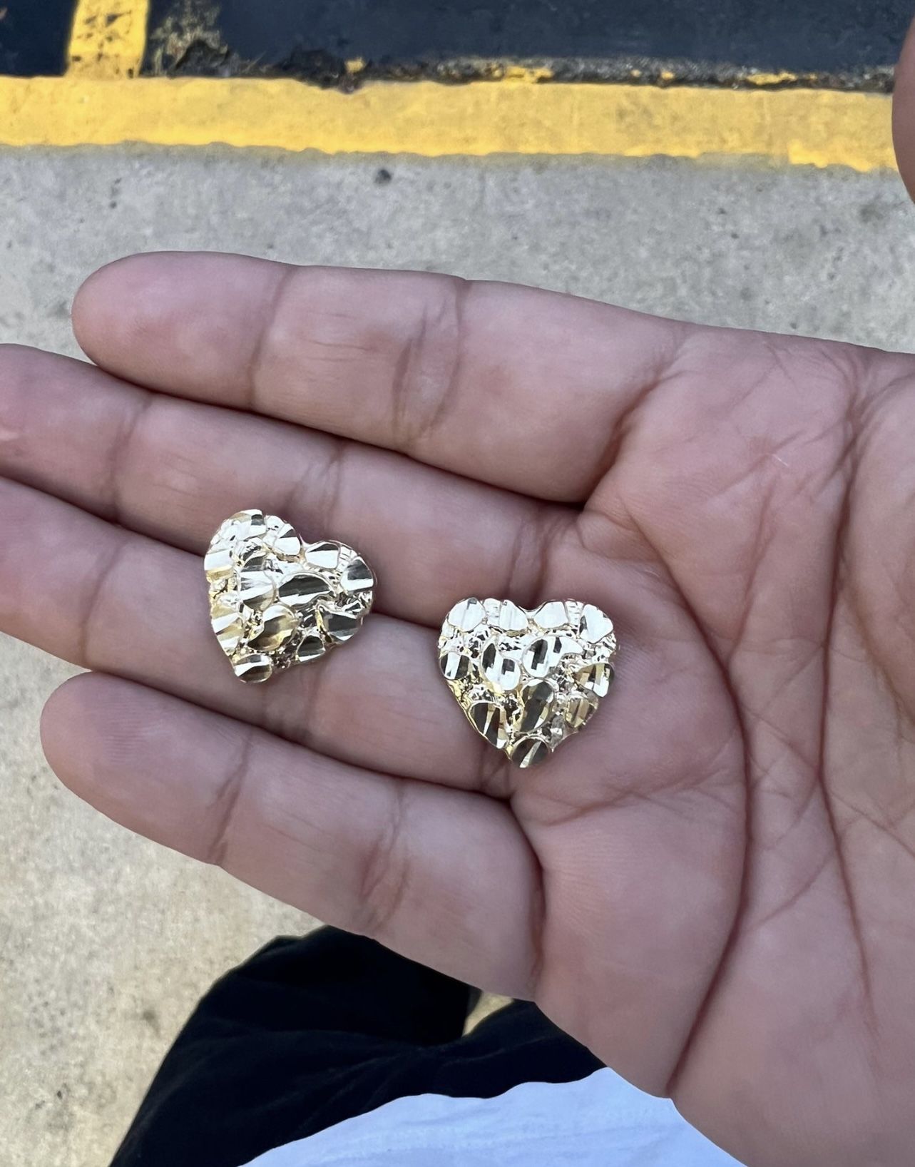 Large 10k Gold Heart nugget Earring Oro 10 Quilates Aretes